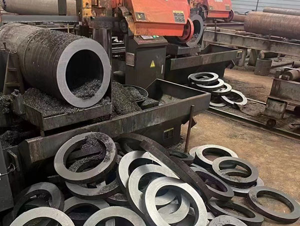 达尔罕茂明安联合20G无缝钢管切割